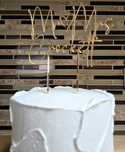 Load image into Gallery viewer, Wedding Cake Topper